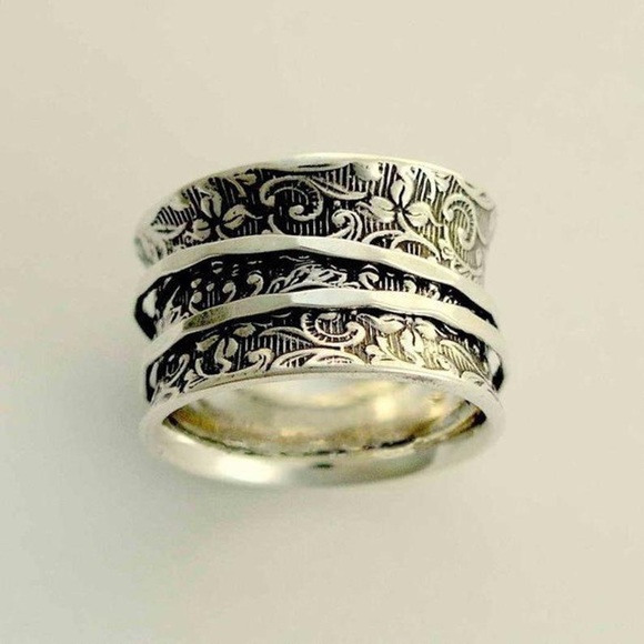Sterling Silver Spinner Band - Picture 1 of 17